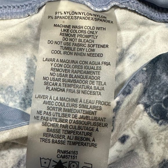 Calvin Klein Womens Performance Wick Leggings Blue Water Color Active Capri XL - Picture 7 of 7